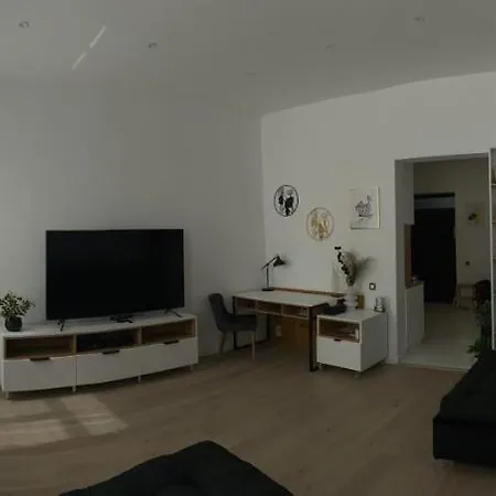 Untold! Lovely 1-Bedroom Rental Unit, Downtown Cluj-Napoca *